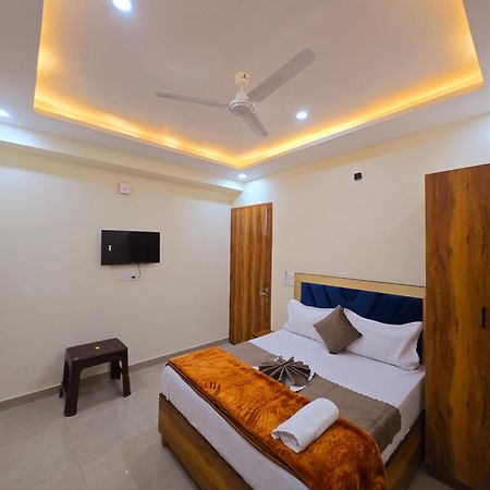 Hotel Blu Plaza Gurgaon Eksteriør bilde